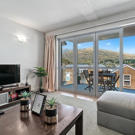 Lakeside Living - Modern 2-Bedroom Apartment Queenstown Ngoại thất bức ảnh