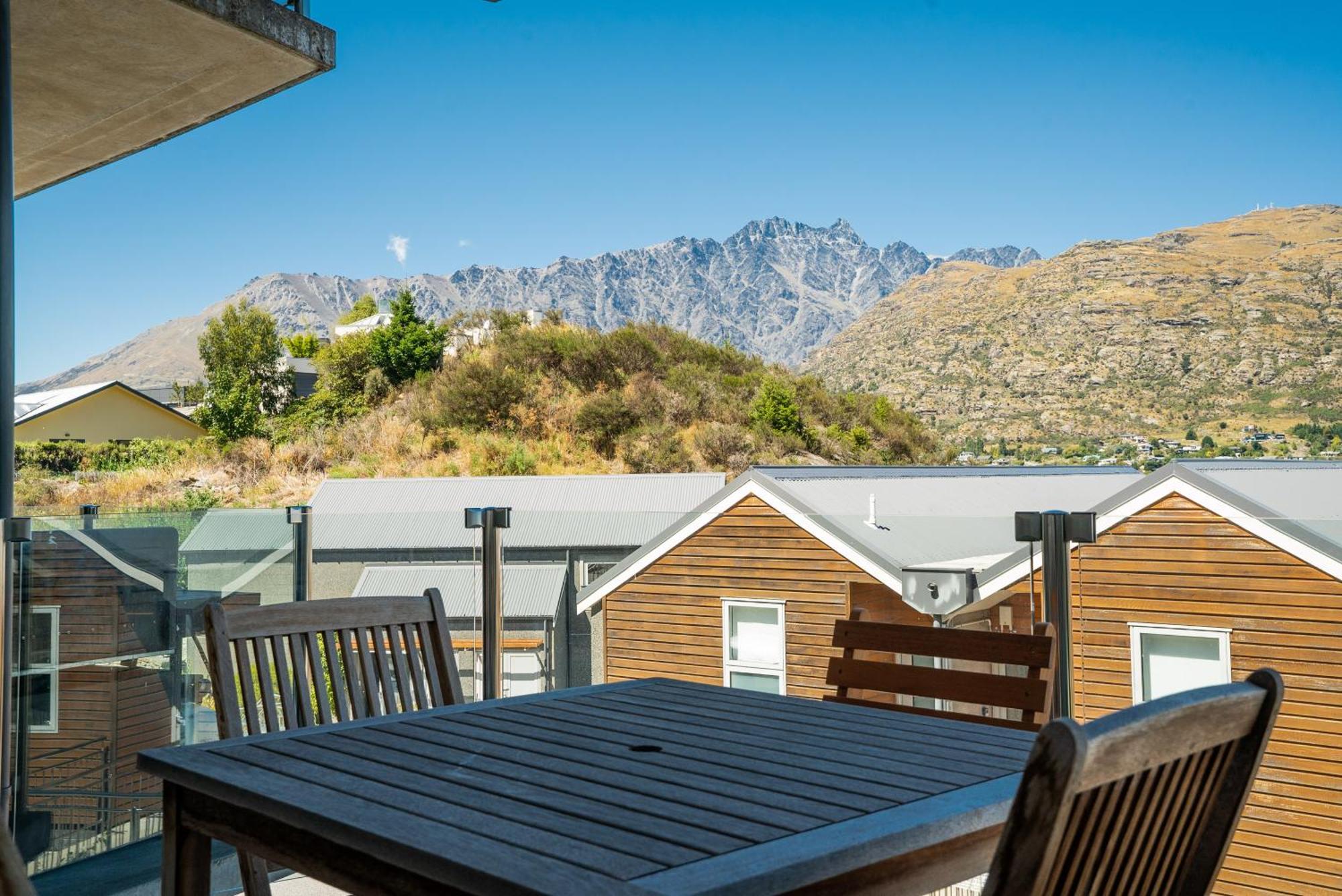 Lakeside Living - Modern 2-Bedroom Apartment Queenstown Ngoại thất bức ảnh